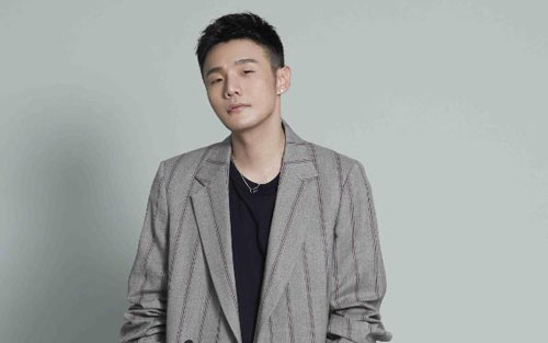 歌谣吉他谱,原版李荣浩歌曲,简单G调弹唱教学,小东音乐版六线指弹简谱图