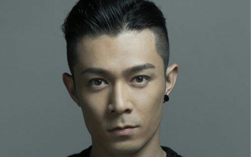 天光吉他谱,原版周柏豪歌曲,简单D调弹唱教学,大树音乐屋版六线指弹简谱图